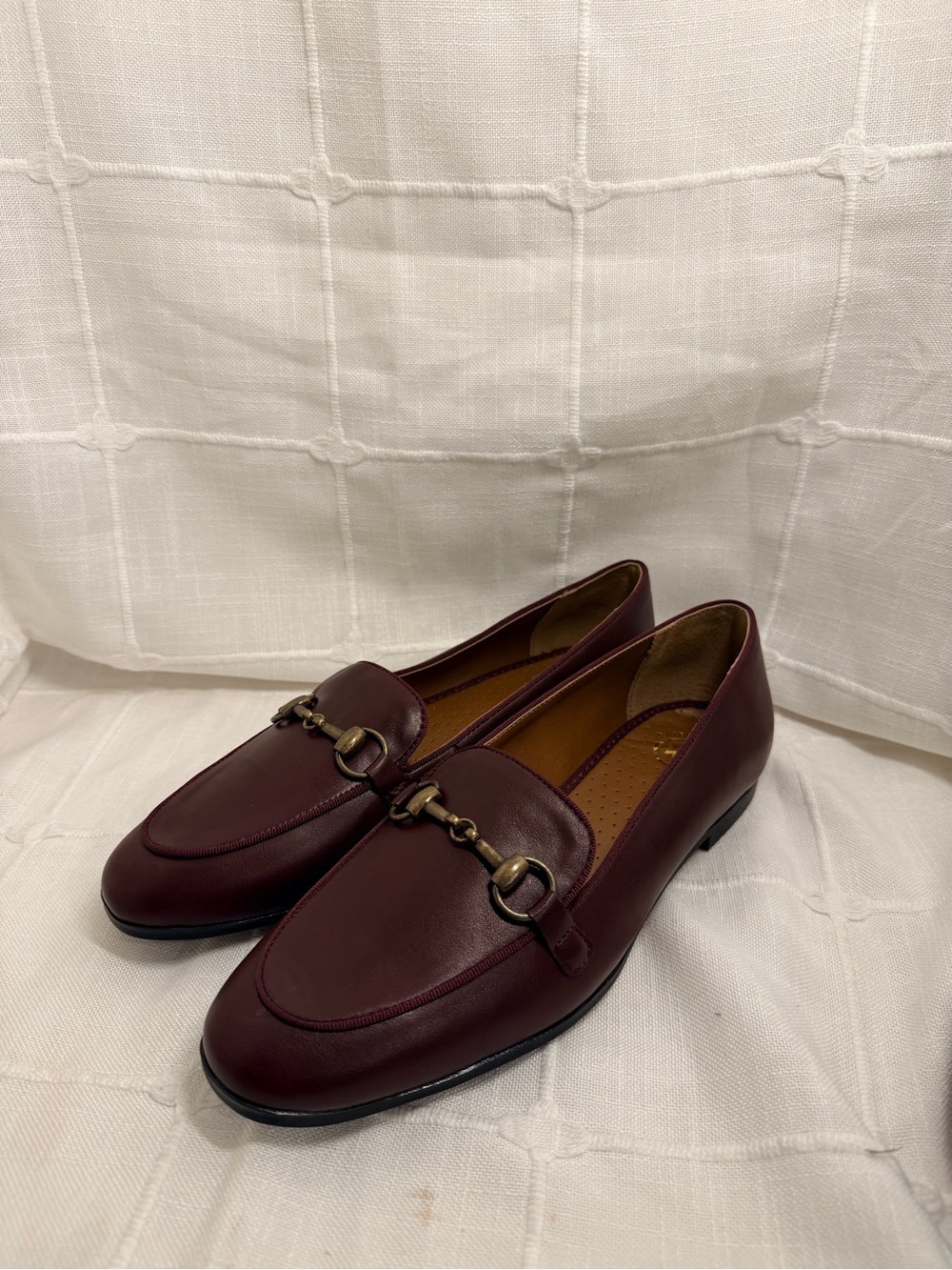 White Mountain Nooks Women’s 9 Cordovan Bit Loafers Burgundy New